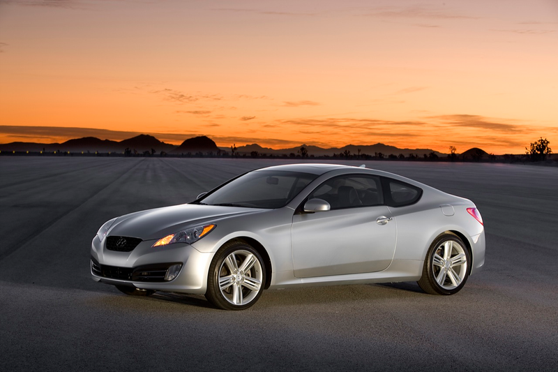 Illustration for article titled 2010 Hyundai Genesis Coupe Spied In Santa Monica